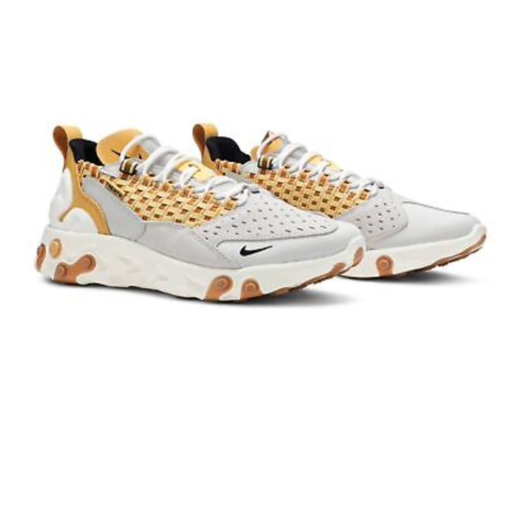 Nike React Sertu Honeycomb running shoe